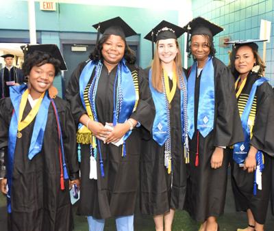 College of Saint Elizabeth graduates last all-female class | Morris