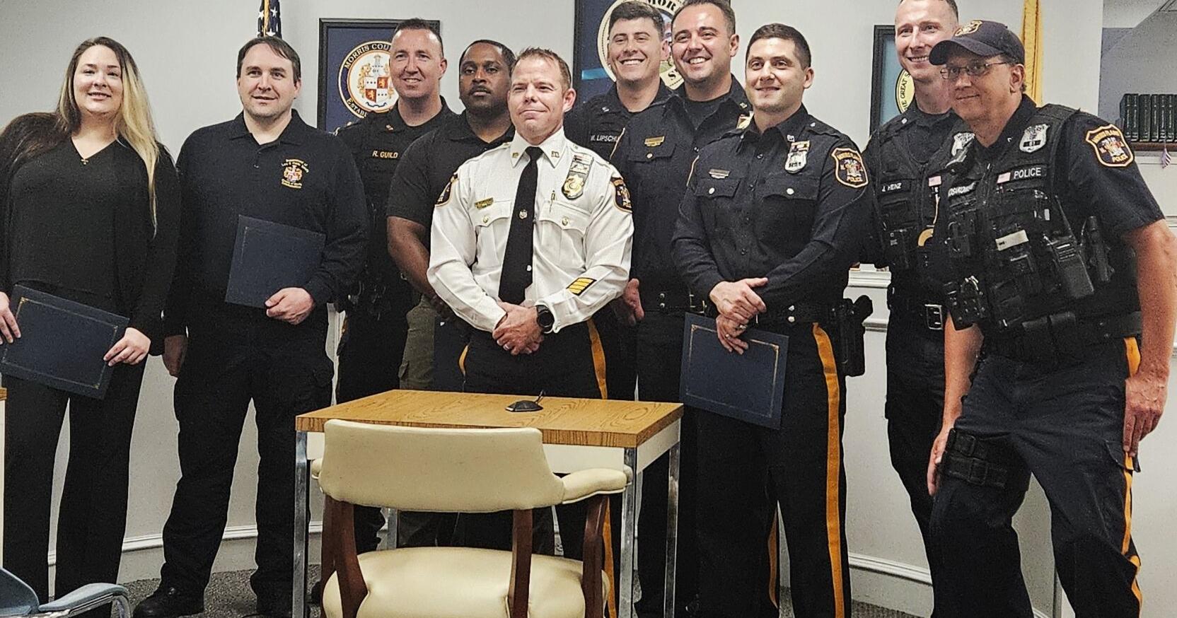 Morris Plains Council recognizes police officers' achievements - Vimarsana News