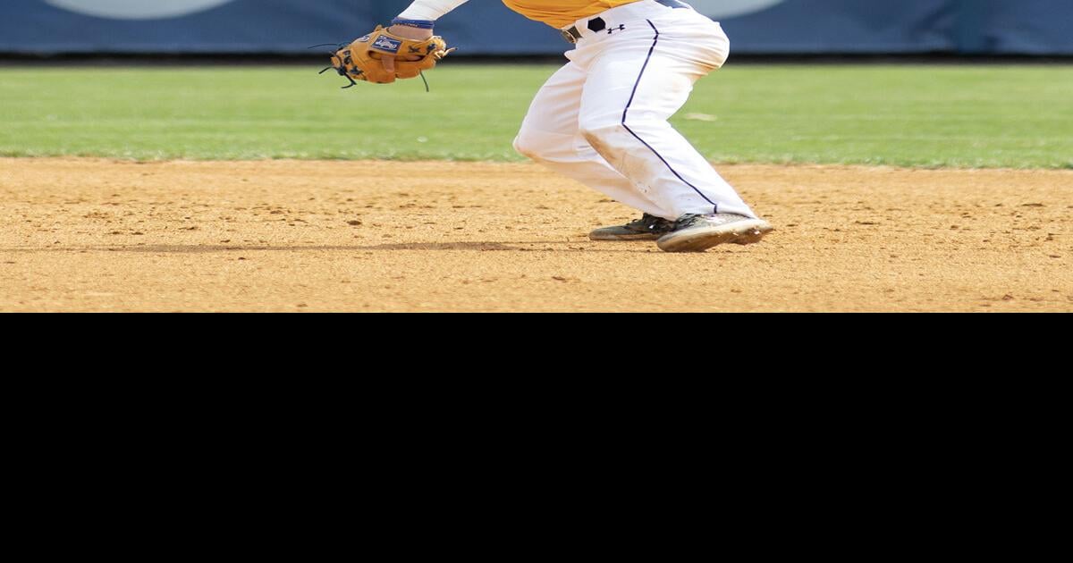 DV graduate Thomas wins NJCAA Golden Glove award, Sports