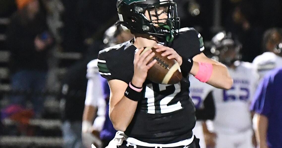 Ridge football falls to Old Bridge; will visit Middletown South in states