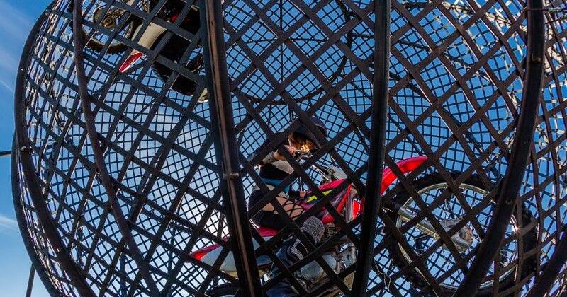 Daredevil family to fly high and ride fast at Balloon Festival in July ...