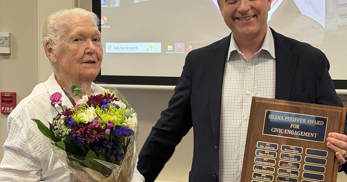 Long-time 'selfless service' honored: Willean bestowed Harding Township Civic Association award