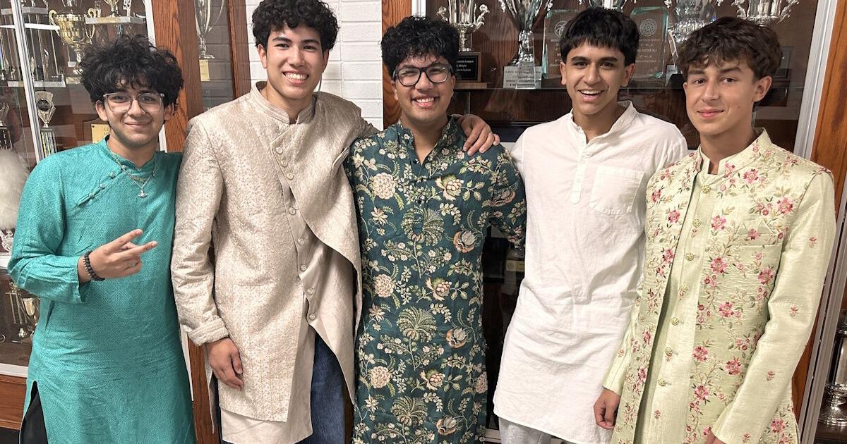 HAPPENINGS IN THE HILLS: Basking Ridge Indian Community Celebrates 10th Dandiya/Garba