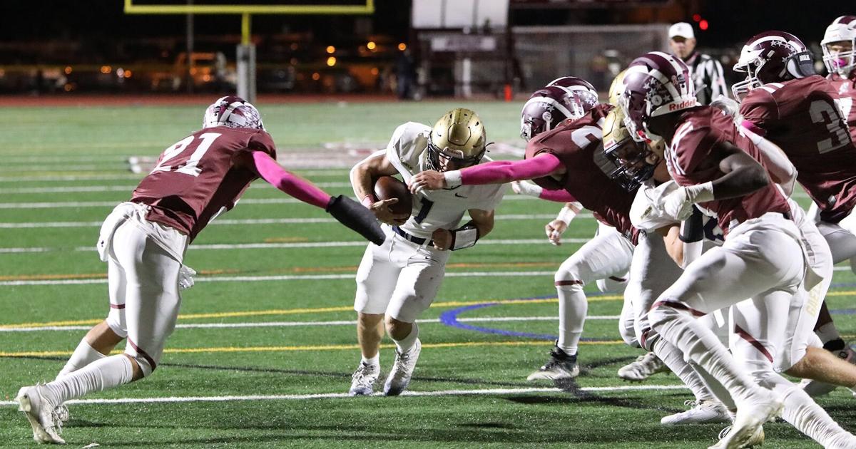 Skawinski stars as Roxbury High football team wins 8th straight | Bold ...