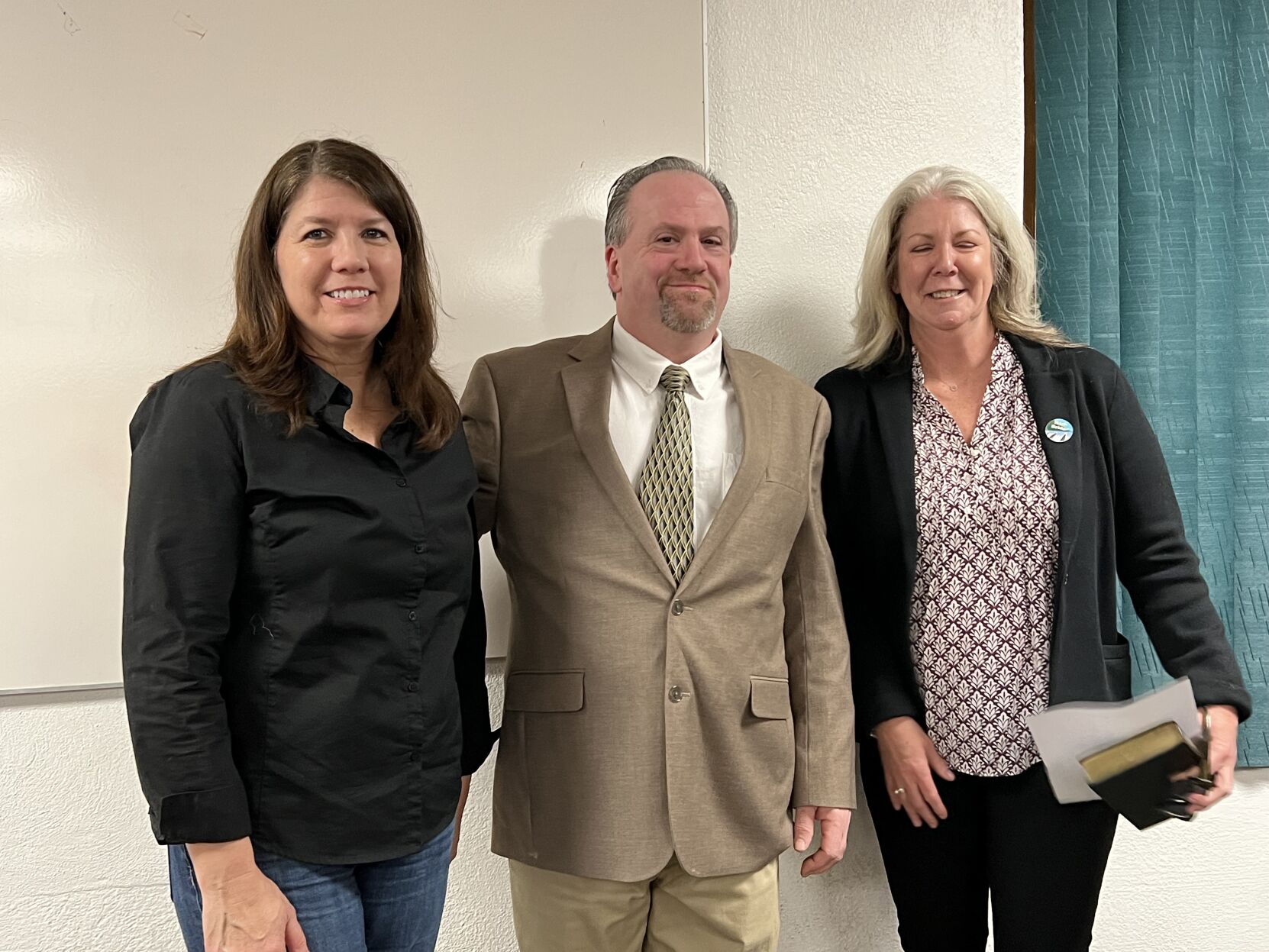 VIDEO High Bridge Mayor Michele Lee sworn in for second term by