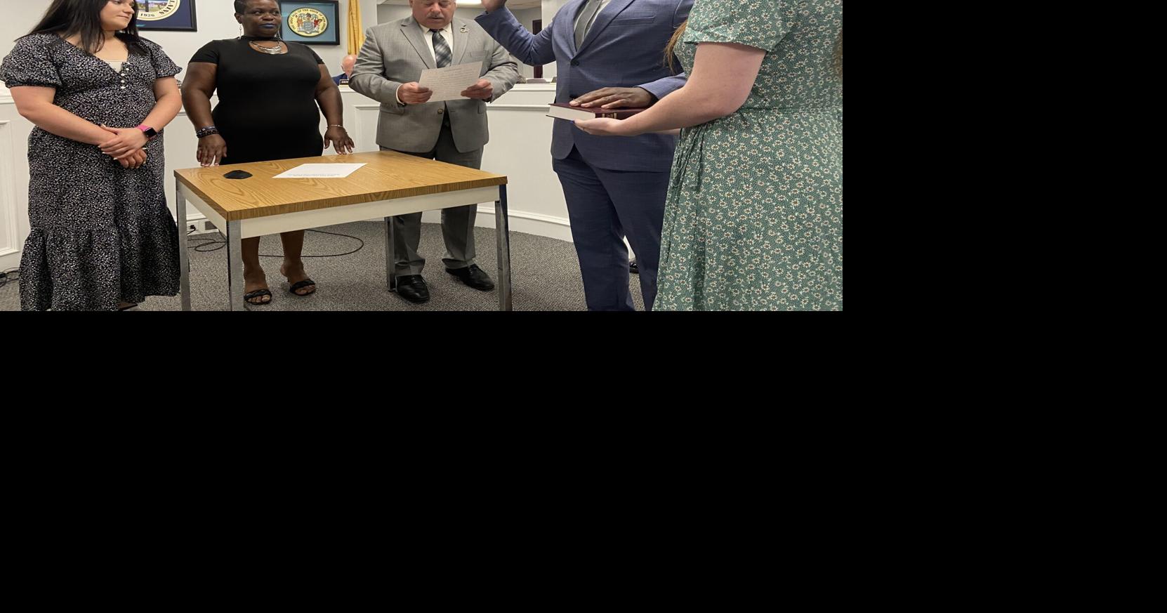 New police officer sworn in in Morris Plains Morris NewsBee News