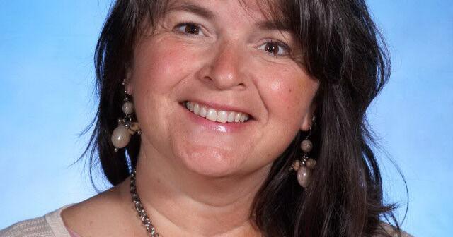 Hanover Park's spring choir concert to be longtime director's curtain call | Florham Park Eagle News - Vimarsana News