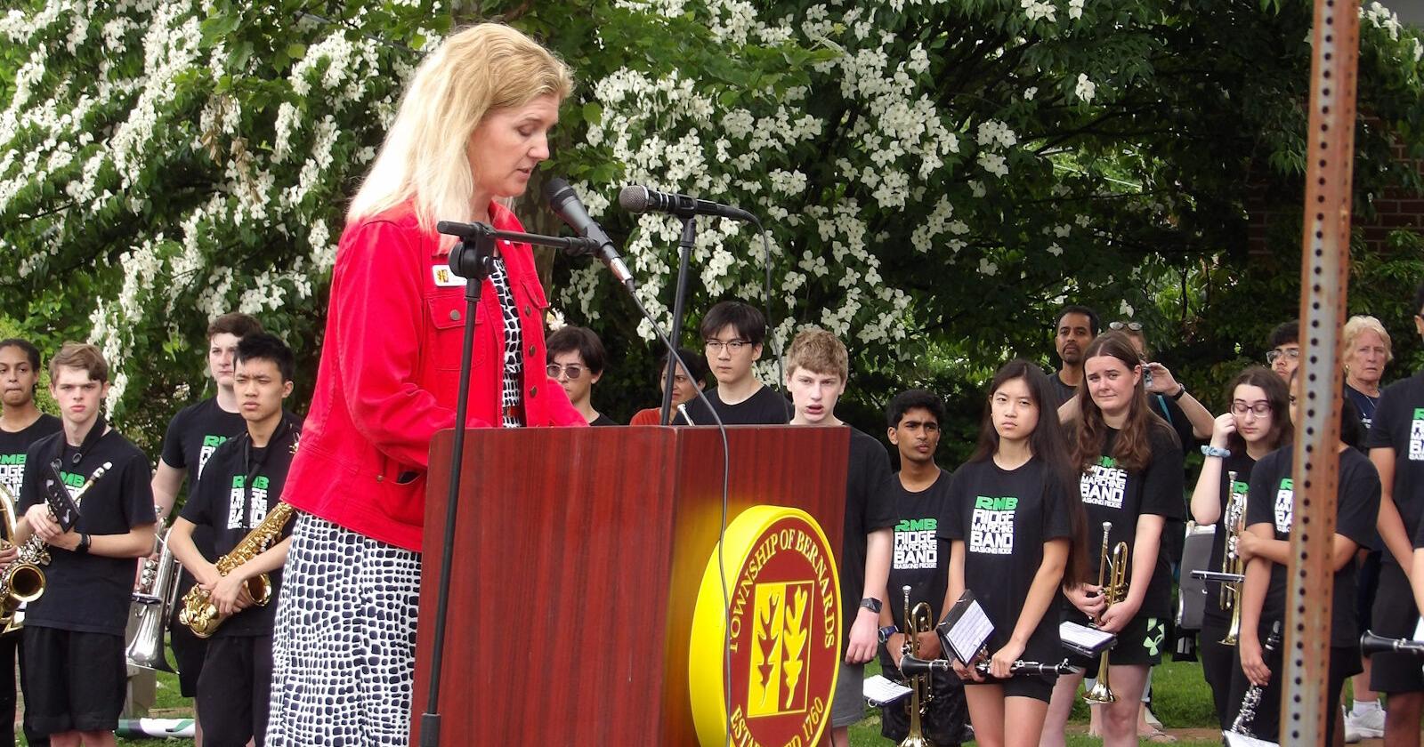 "Fallen heroes' honored in Basking Ridge on Memorial Day - Vimarsana News
