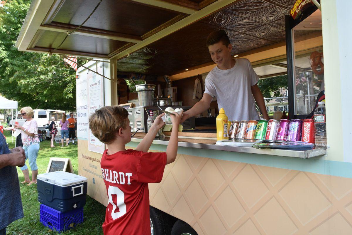 Chester Food Truck Fest A Feast For The Crowd Observer Tribune Lifestyles Newjerseyhills Com