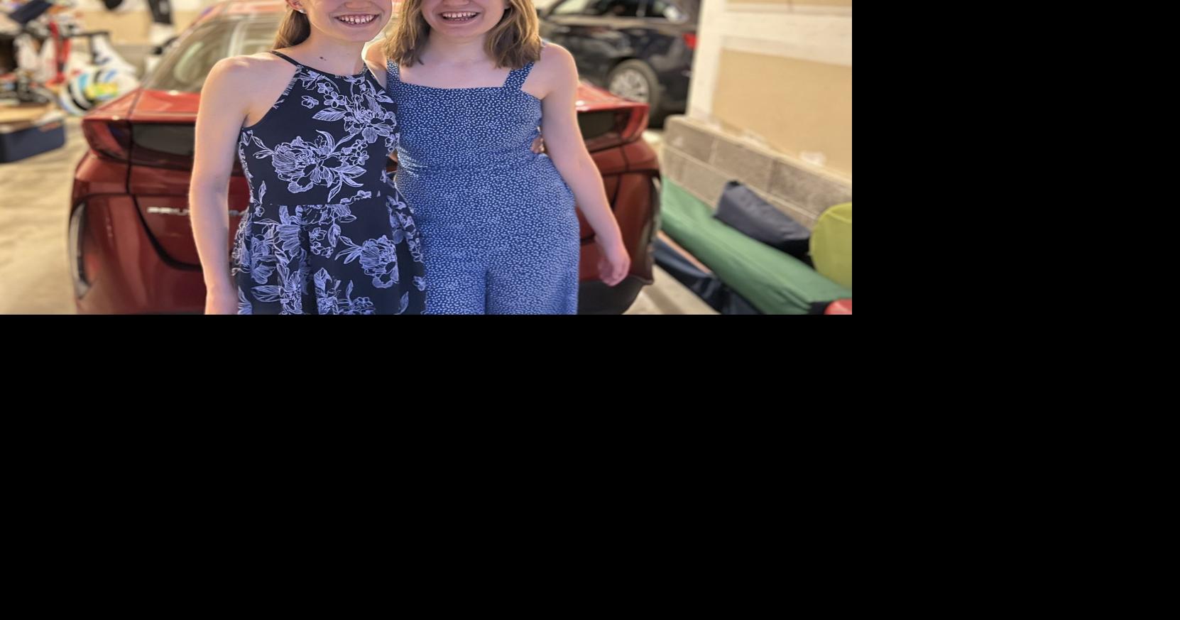 Morris Knolls High School twin sisters achieve valedictorian