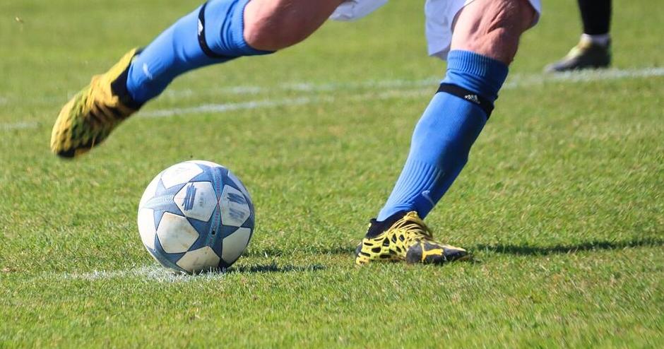 Mendham boys soccer picks up two wins