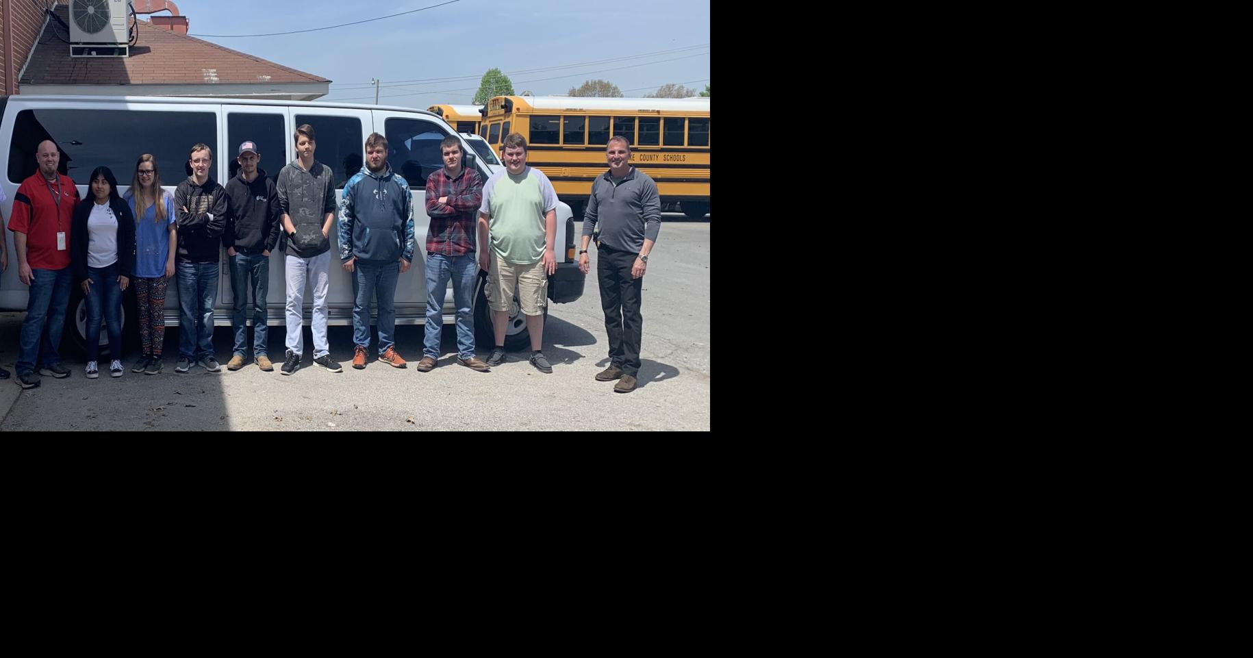 Vocational school students paint CCSO jury van News