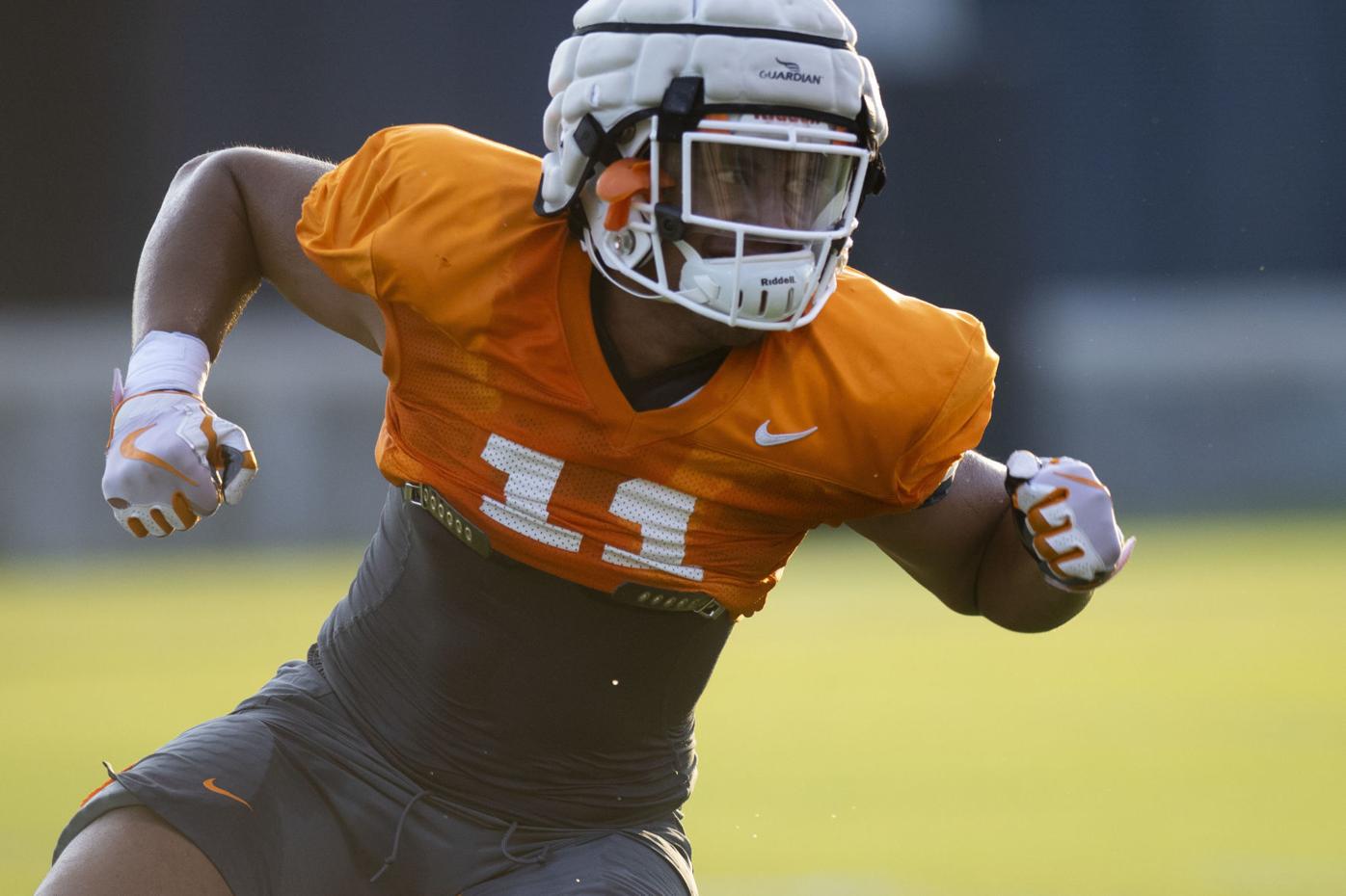 To O To O Tabbed To Bednarik Award Watch List Sports Newportplaintalk Com