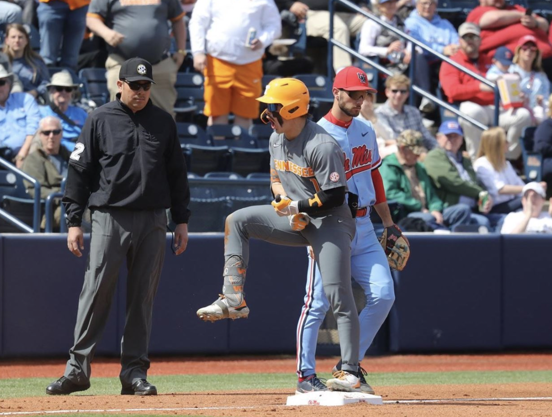 Tennessee holds off Ole Miss as No.5 Vols sweep top-ranked Rebels, WJHL