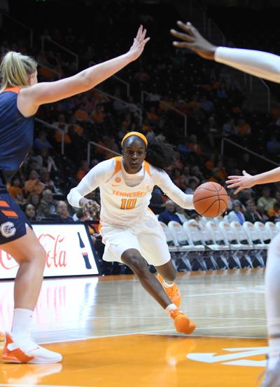 Rennia Davis Meme Jackson Look To Bounce Back Against Arkansas