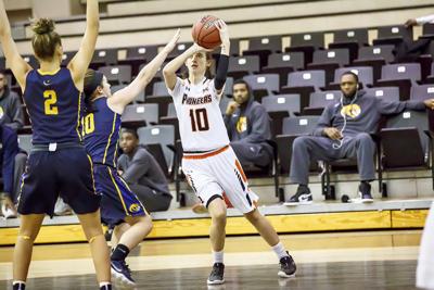 Tusculum Falls On The Road To Lincoln Memorial Sports