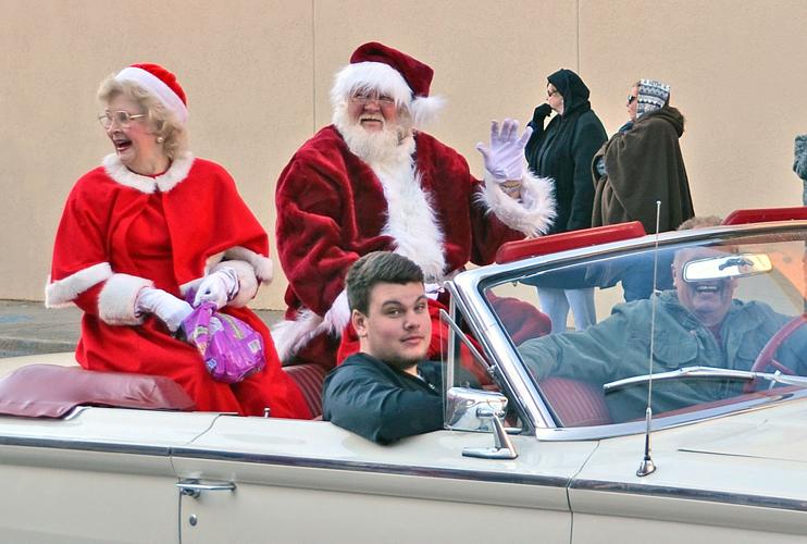 Newport Tn Christmas Parade 2022 Newport To Celebrate With "A Jingle Bell Christmas!" Parade | Local News |  Newportplaintalk.com