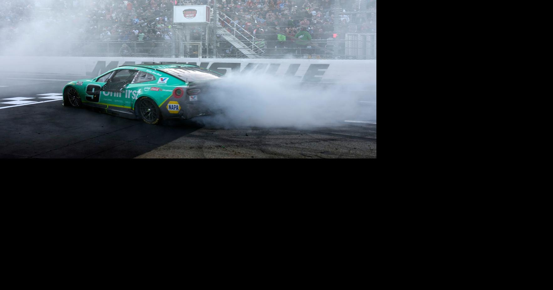 Chase Elliott beats Denny Hamlin at Martinsville Speedway for first win ...