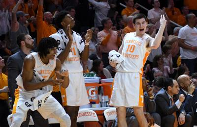 Vols Sign Oregon Transfer Schedule Visit With Virginia Tech Star