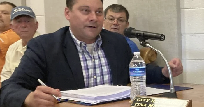 Gary Carver interviews for Greeneville position