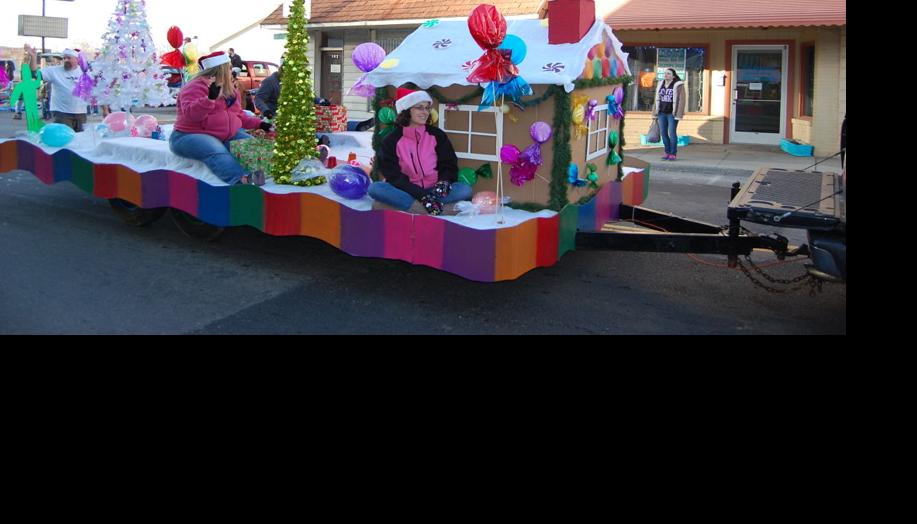 Newport Christmas Parade Multimedia