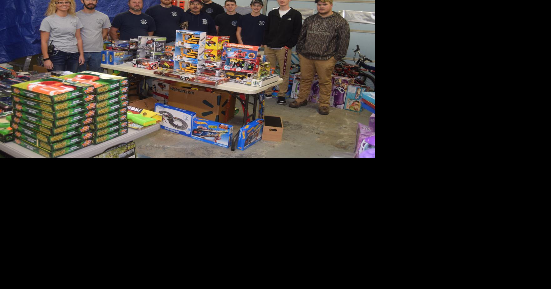 Centerview Volunteer Fire Department gift distribution Community