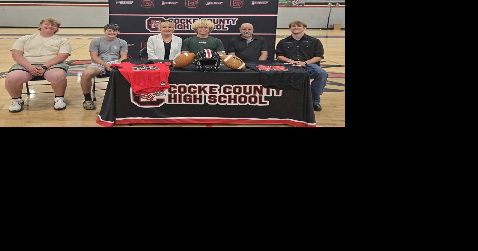 Fighting Cocks' Daniel Price signs with Tusculum for football