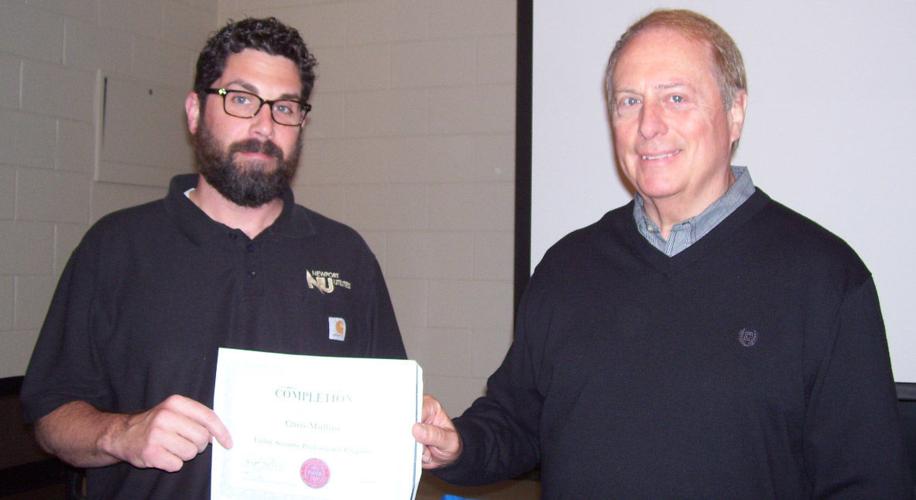 Newport Utilities presents service awards Business News