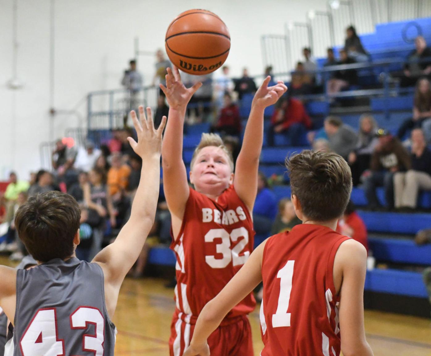 Northwest Picks Up Home Triumphs In Thursday Basketball Slate