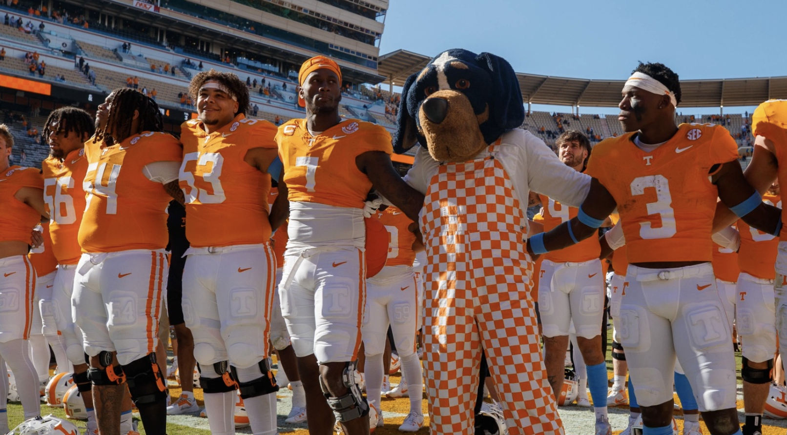 Vols Remain In Top 20 Of Nov. 14 CFP Rankings | | Newportplaintalk.com