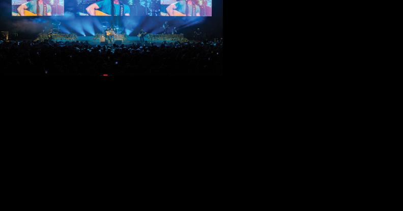 Riley Green, Tracy Lawrence and Ella Langley entertain crowd at Appalachian Wireless Arena - Vimarsana News
