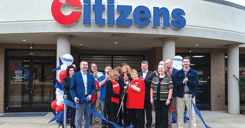 Citizens Bank celebrates reopening in Coal Run Photos courtesy Southeast Kentucky Chamber of Commerce The Citizens Bank of Kentucky celebrated the grand reopening of its Weddington Plaza Branch with a ribbon-cutting ceremony on Nov. 7. The bank,…