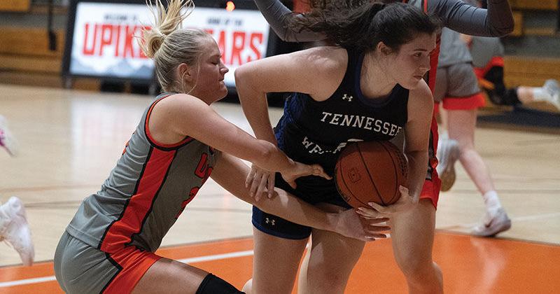 Bush, defense lead Bears past Pioneers