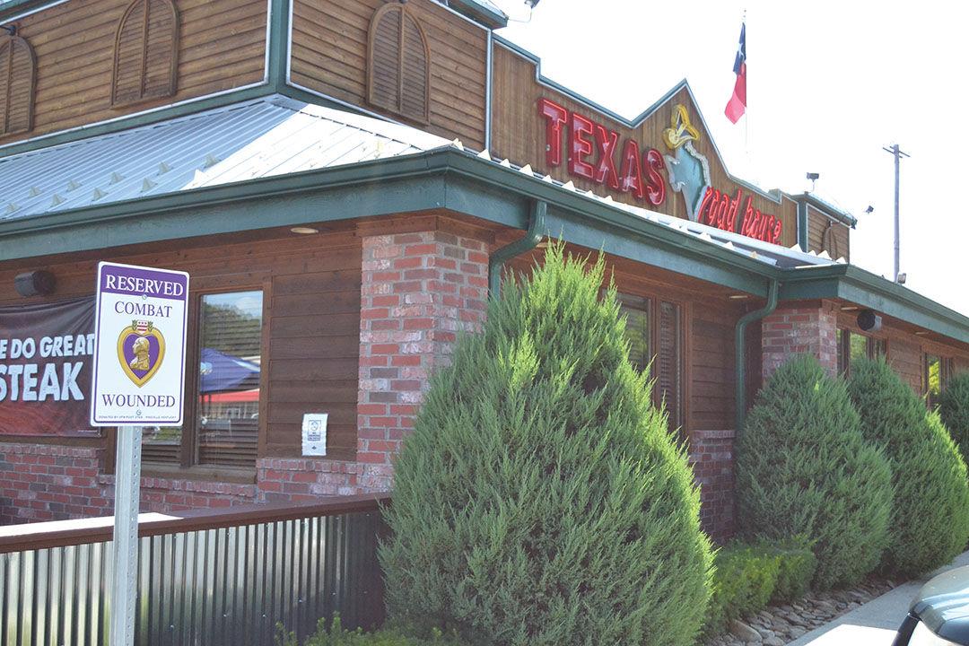 Texas Roadhouse first restaurant in Eastern Ky. to dedicate veteran
