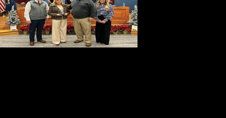 Two recognized for contributions to Main Street program - Vimarsana News