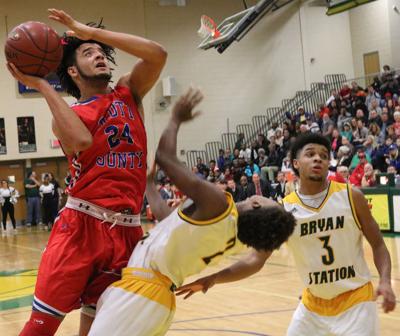 Boys Basketball Cardinals Claw Back Ditch Defenders Sports