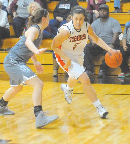 Women S Basketball No 17 Pikeville Outlasts Georgetown Sports
