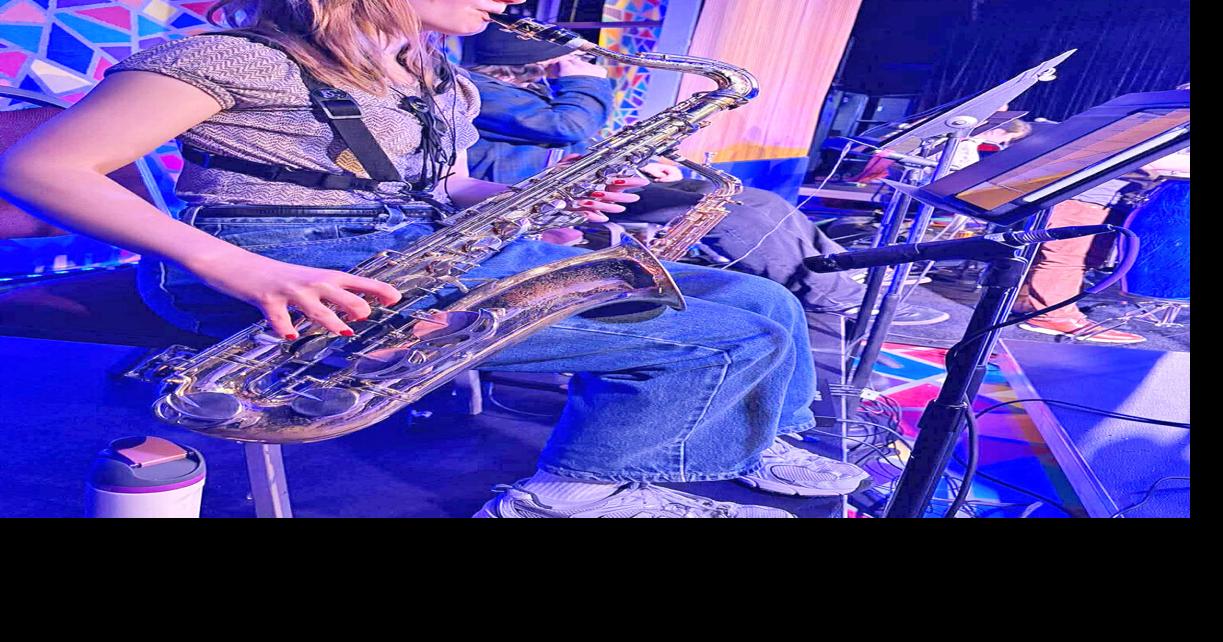 Weaver learns to connect through saxophone