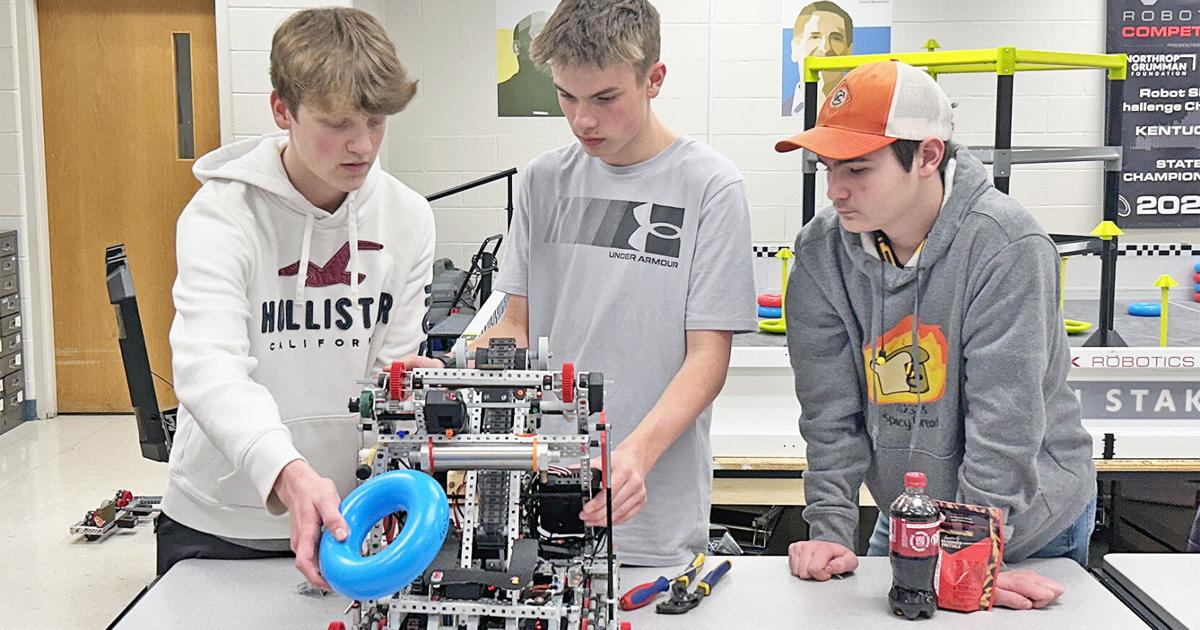 SCMS Robotics Club hosting third annual fundraiser market | News | news ...