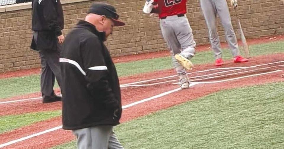 Baseball: County continues road reign over Catholic