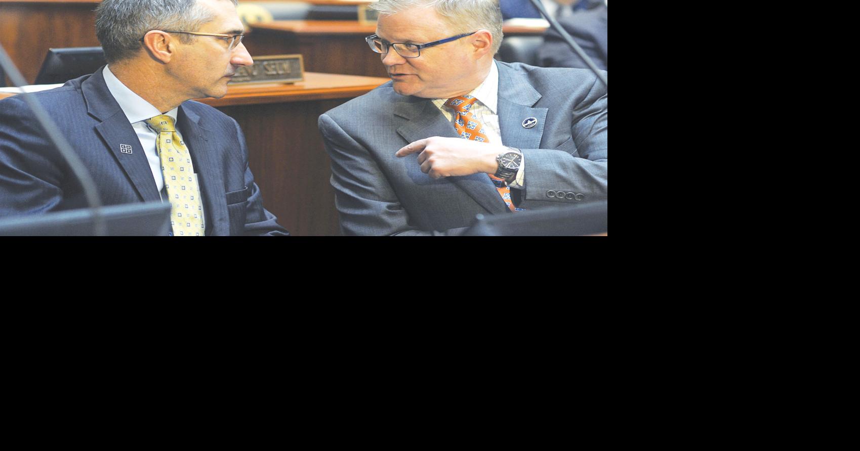 Thayer celebrates 15 years in state Senate | News | news-graphic.com