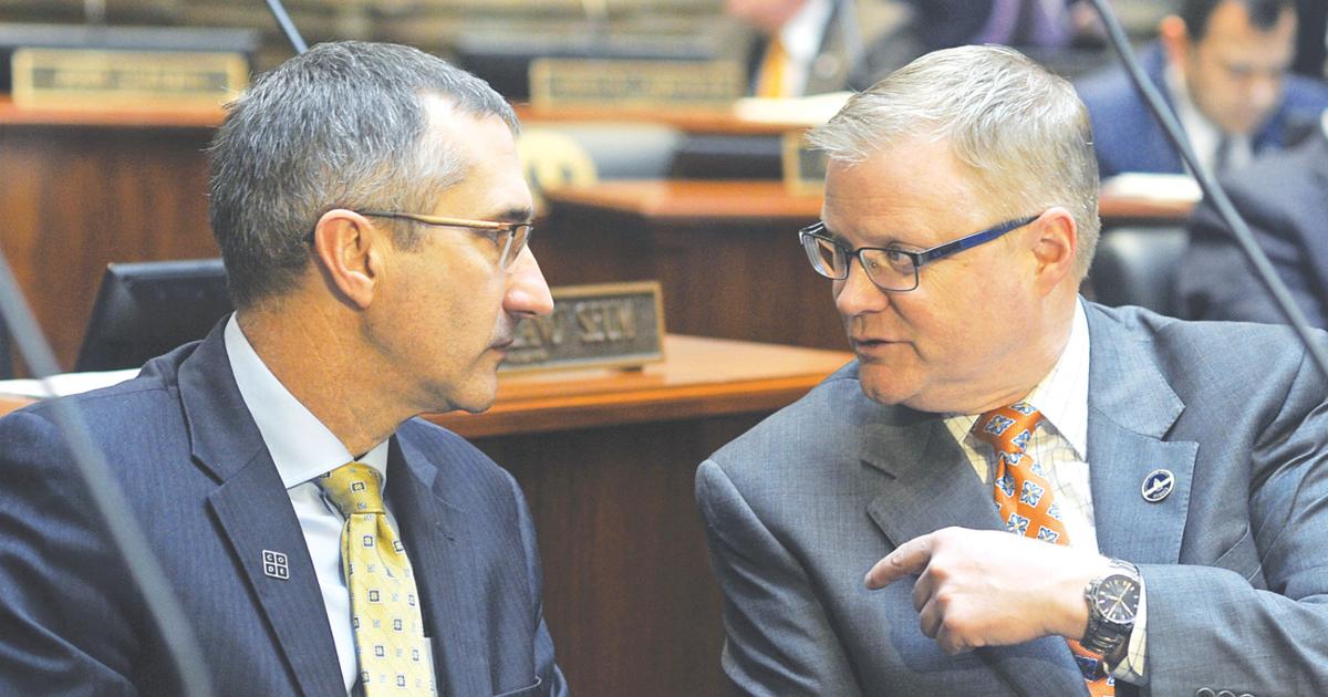 Samuel R. Thayer Thayer celebrates 15 years in state Senate | News | news-graphic.com