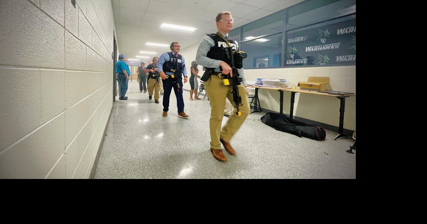 Police conduct active shooter training in schools | News | news-graphic.com