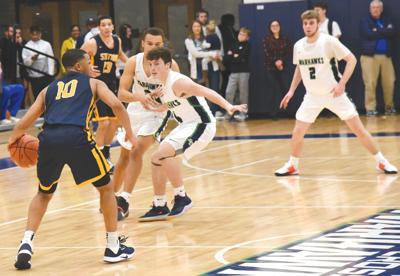 H S Basketball Kentucky Indiana Challenge Right At Home Sports