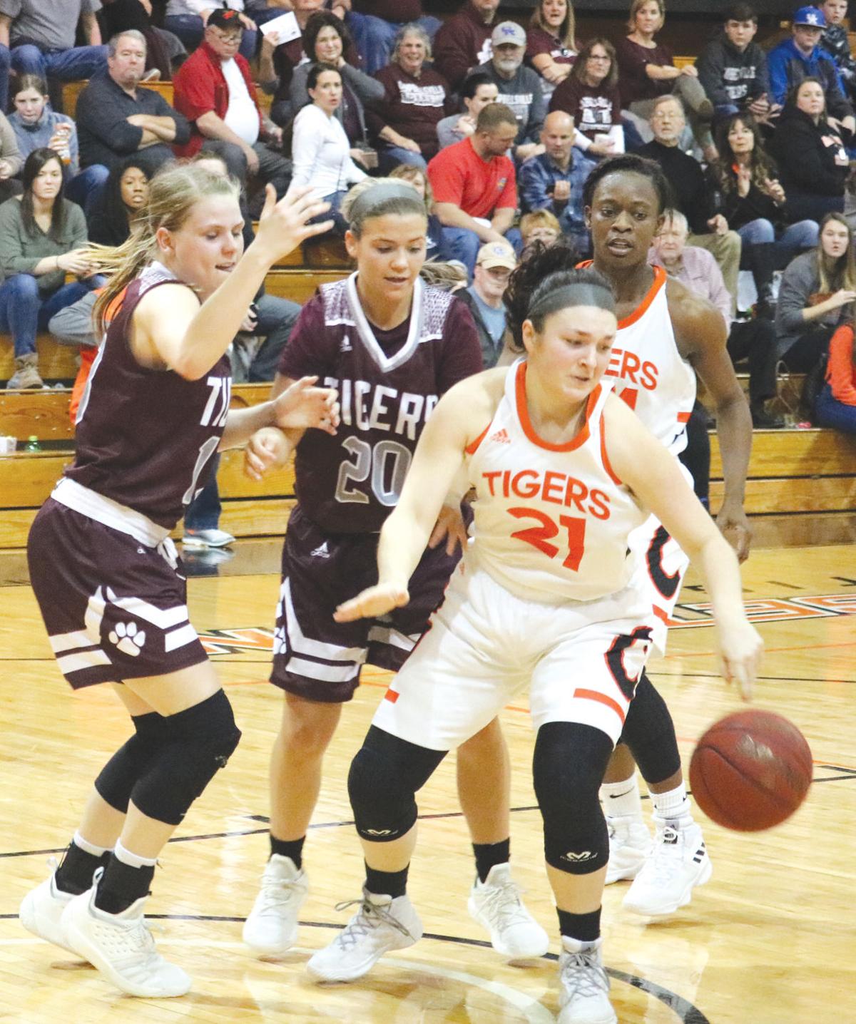 College Basketball Gc Men Beat Campbellsville On Final Shot