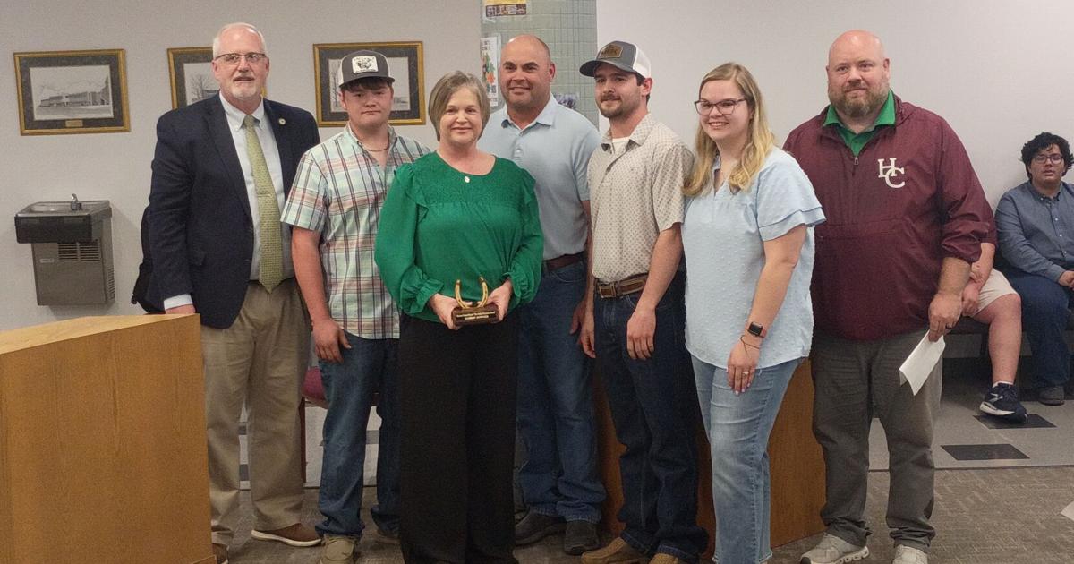 Sowder Harrison Sowder, Muntz awarded Golden Horseshoes | Harrison County | news ...