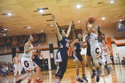 Women S Basketball More Is Better In 87 55 Blowout Sports