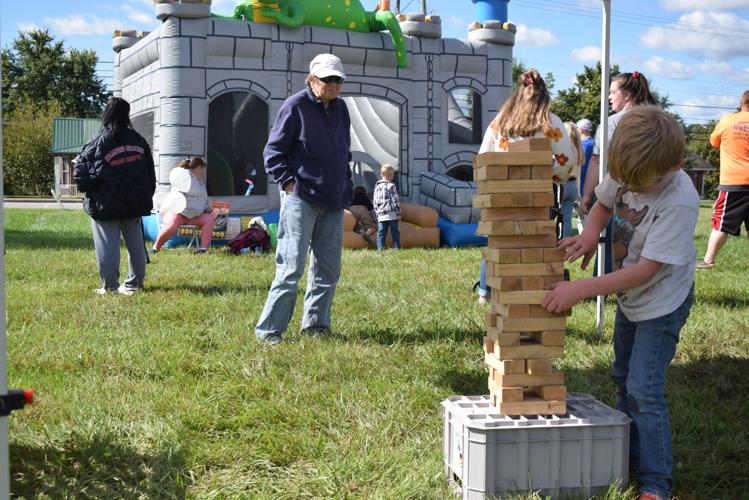 PHOTOS Stamping Ground Buffalo Daze celebrates fall Gallery news