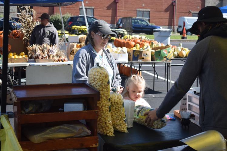 PHOTOS Stamping Ground Buffalo Daze celebrates fall Gallery news