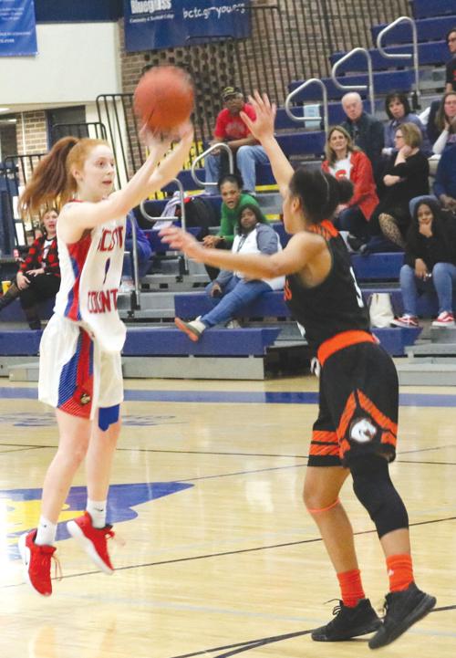 Girls Basketball Sc Gets Away With Tough Shooting Night In